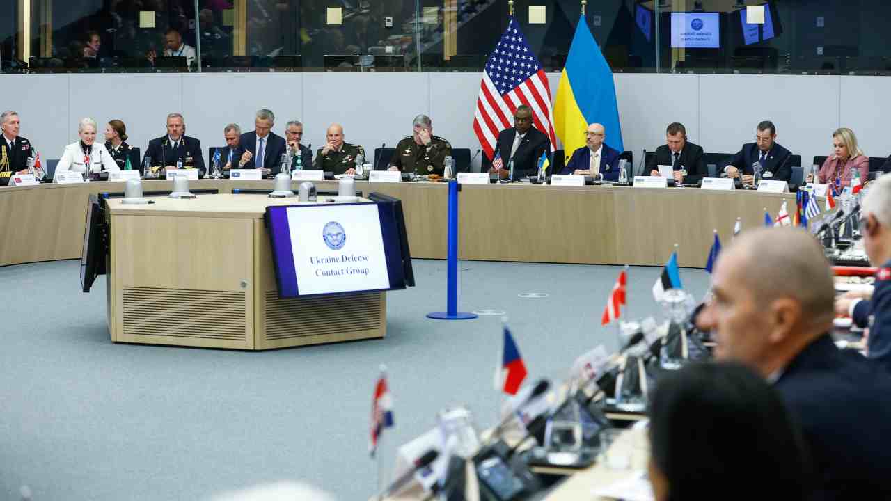 La Nato continuerà ad appoggiare Kiev