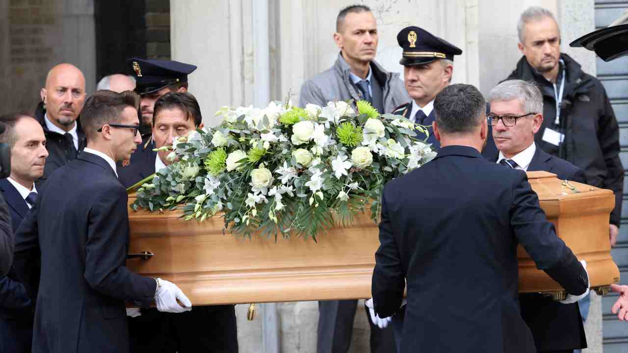 Funerali di Roberto Maroni in corso