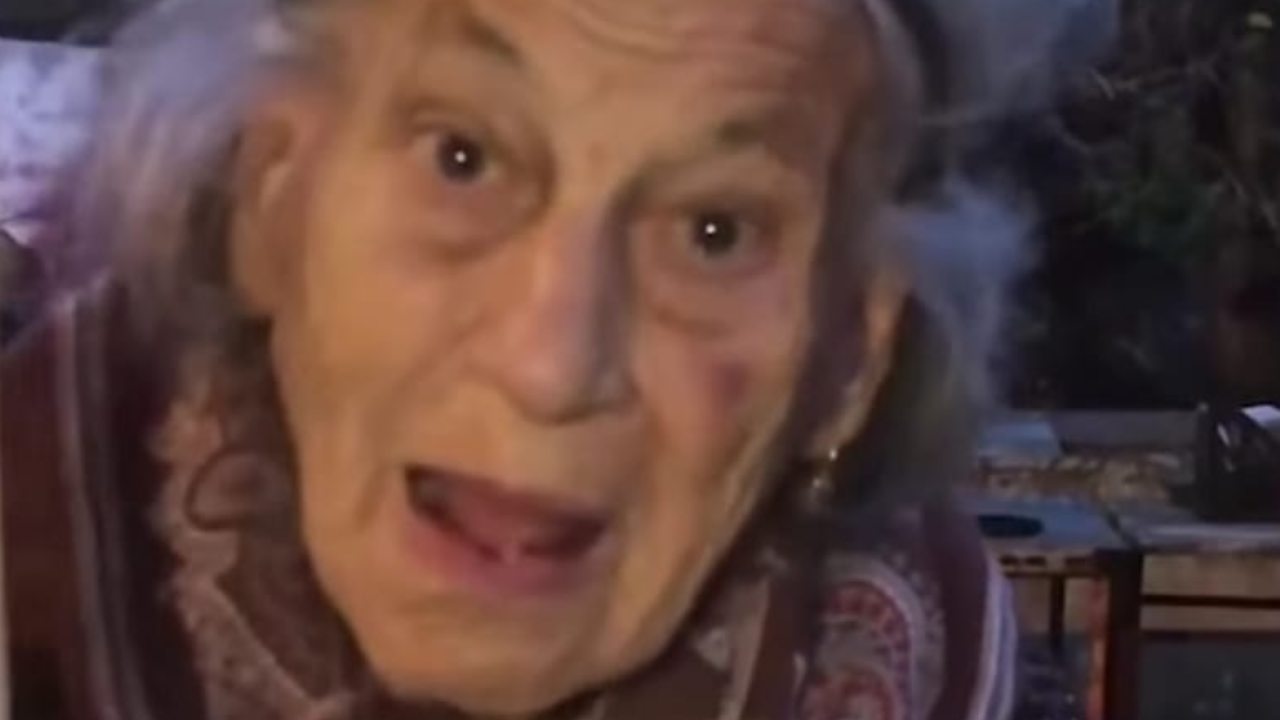 Morta in condizioni drammatiche la nonna tiktoker più famosa d'Italia