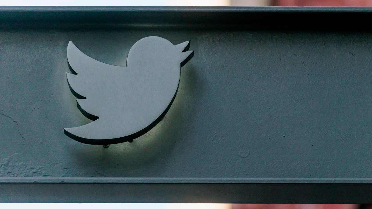 Twitter, l'esordio di Musk non è dei migliori