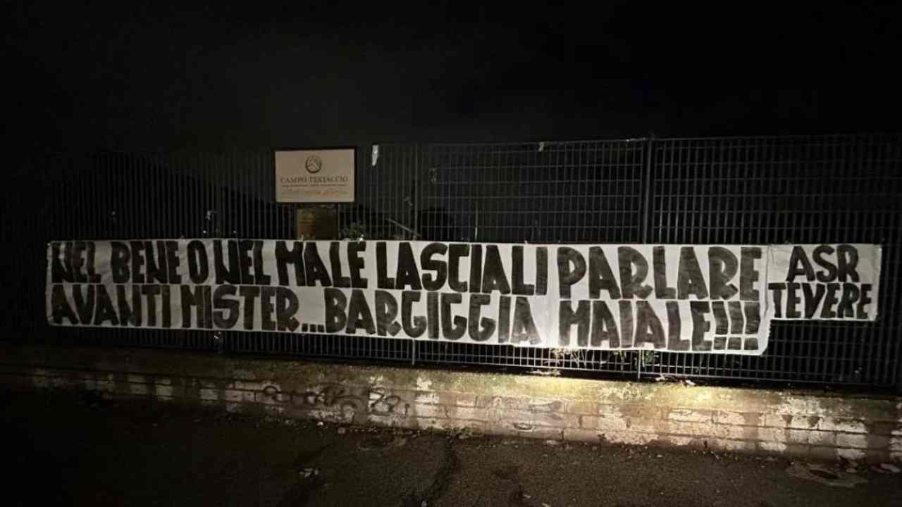 Lo striscione