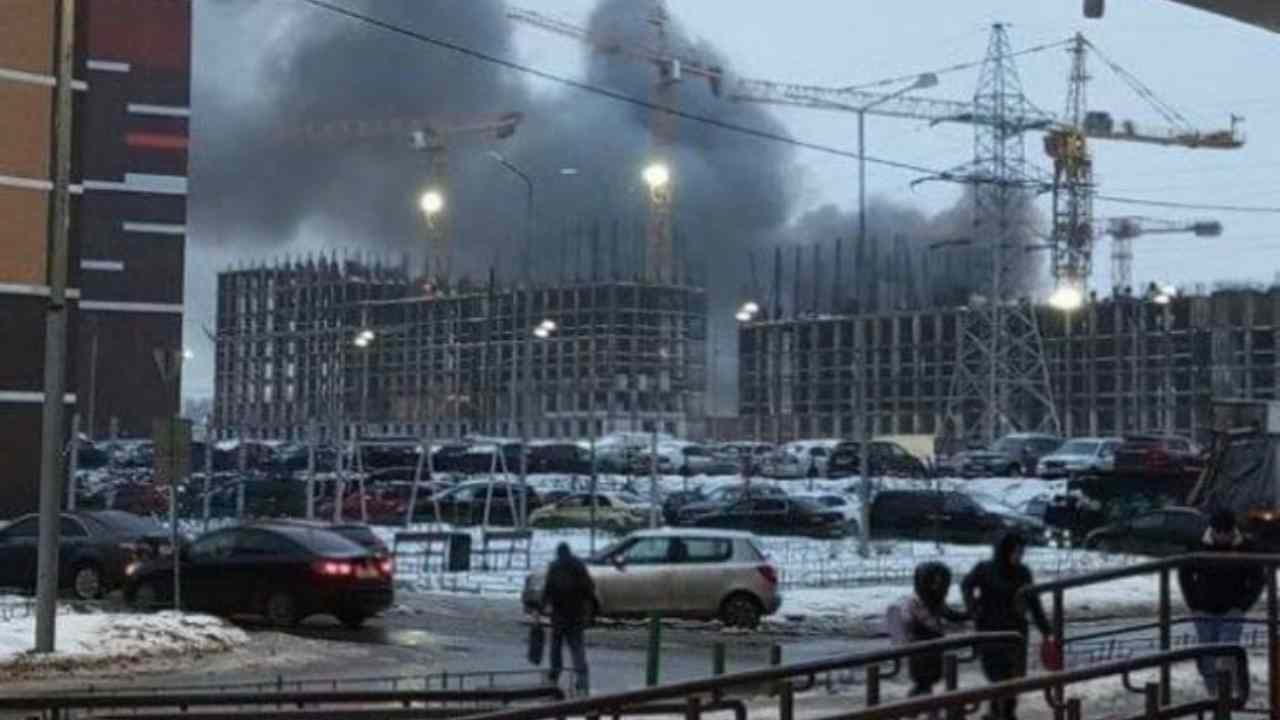 Altro incendio in un centro commerciale russo