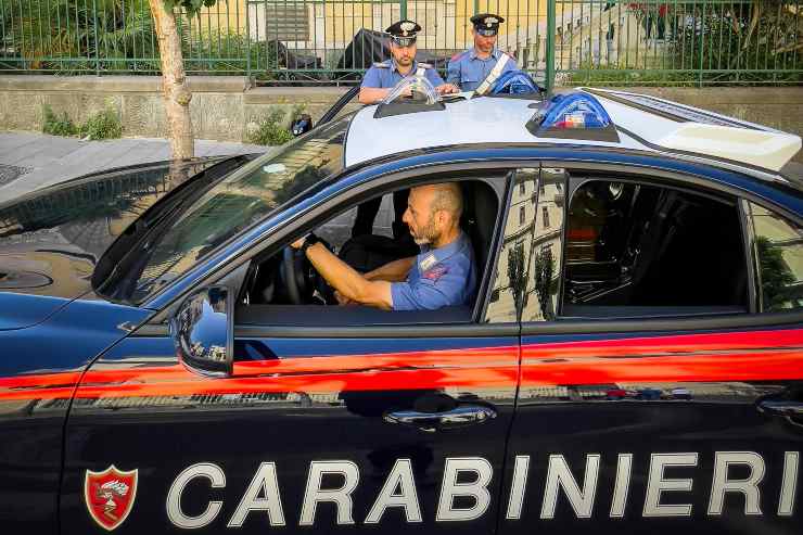 Uccise il figlio in spiaggia