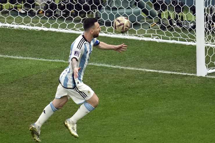 La Francia accusa: "Gol Messi irregolare"