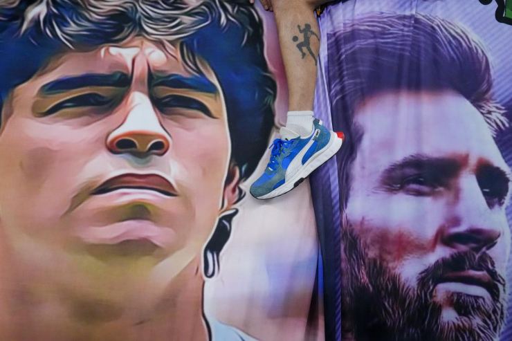 Il gesto di Messi è identico a quello di Maradona