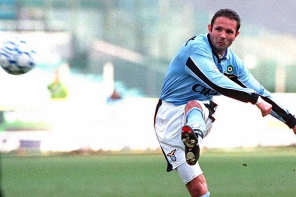 Sinisa Mihajlovic Lazio punizione