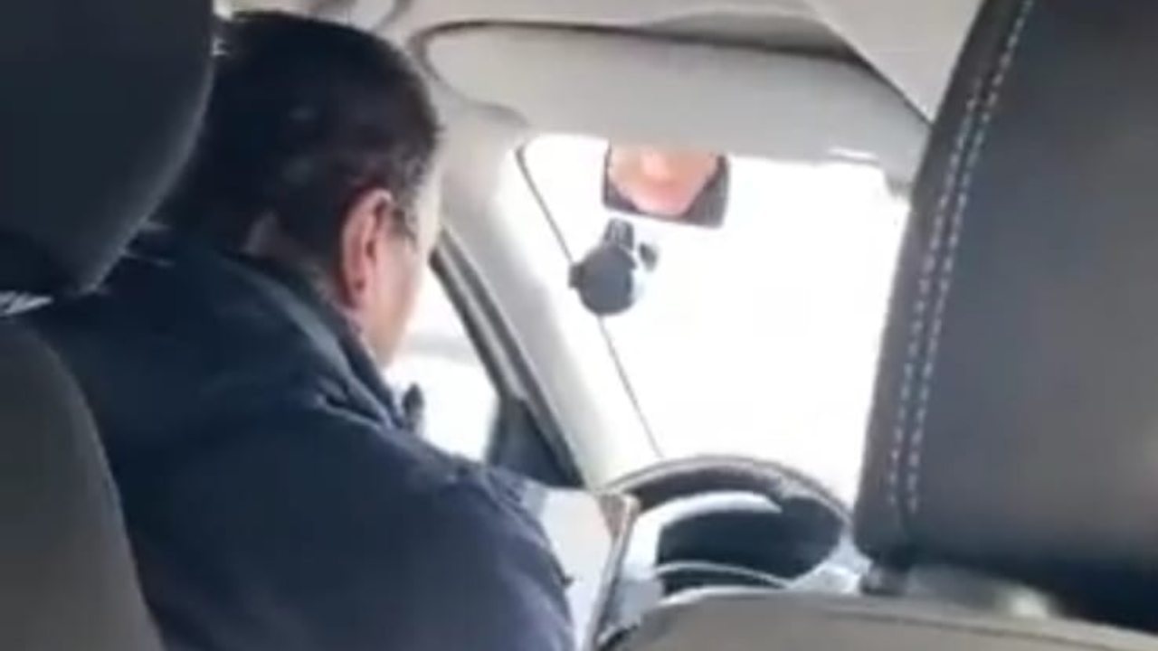 Il video tra il cliente ed il tassista è virale