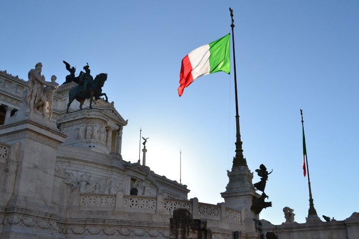 Tetto contante italia