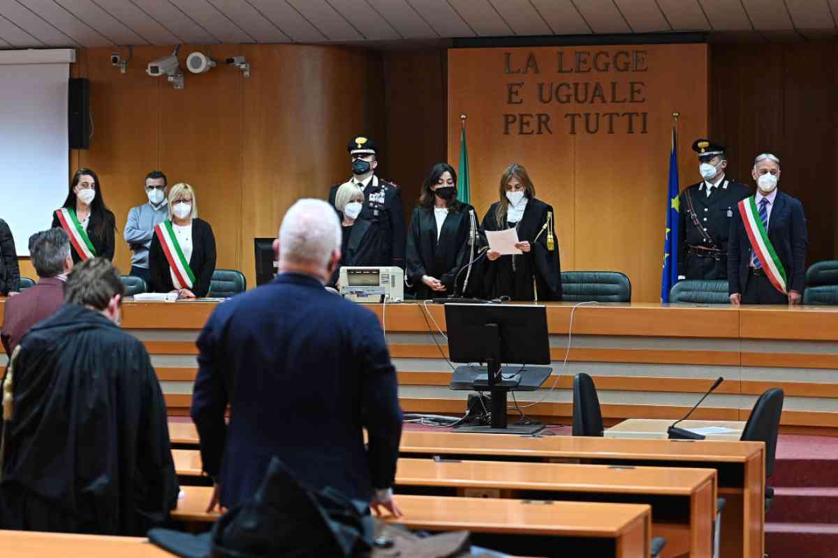 Decisione del tribunale