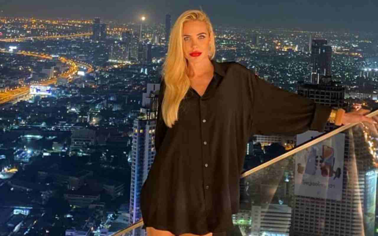 Ilary Blasi Capodanno Bangkok