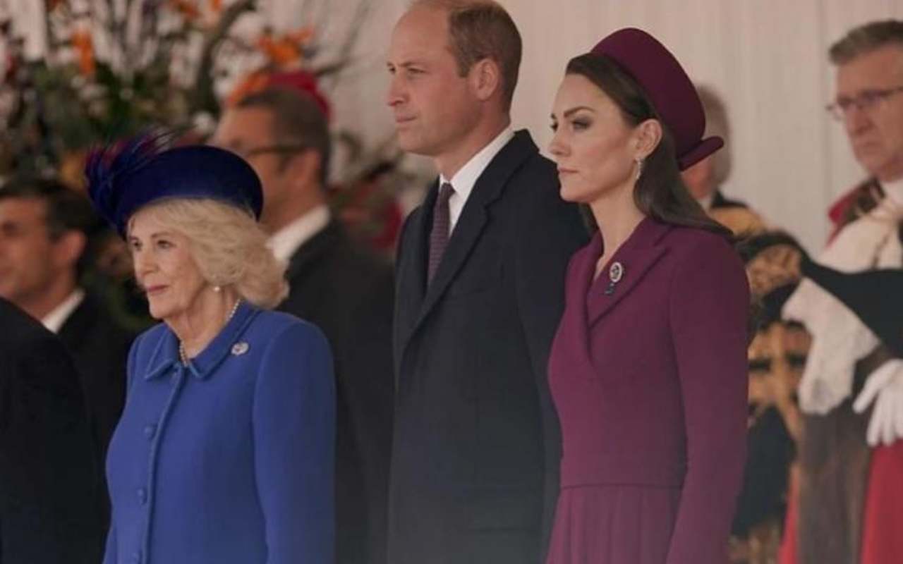 Re Carlo Natale con William e Kate