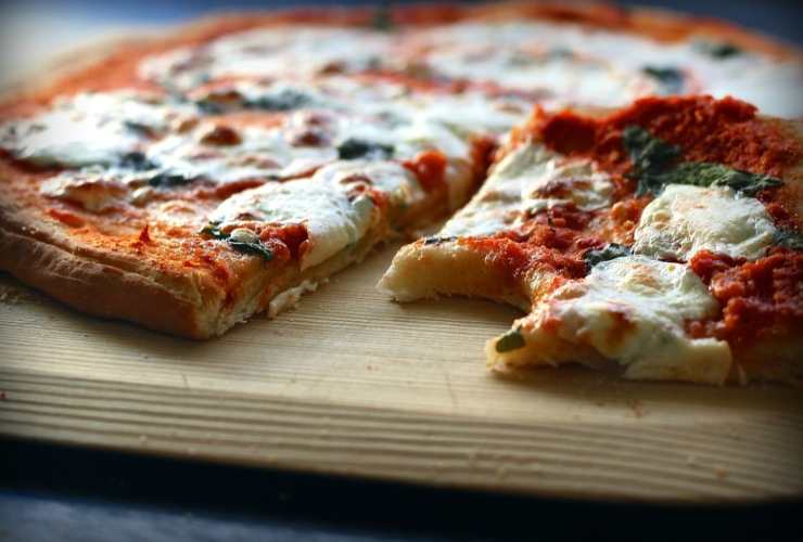 Fu creata da un pizzaiolo napoletano in onore della regina di Savoia