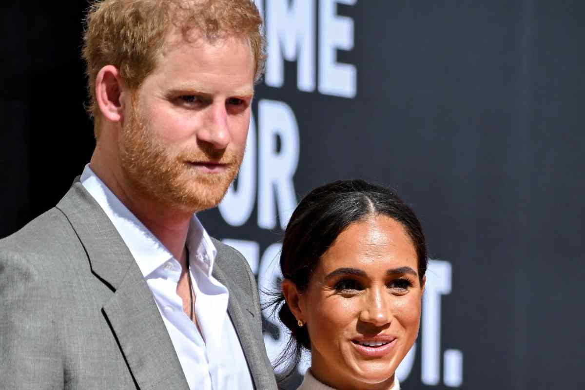 Harry e Meghan confessioni Palazzo