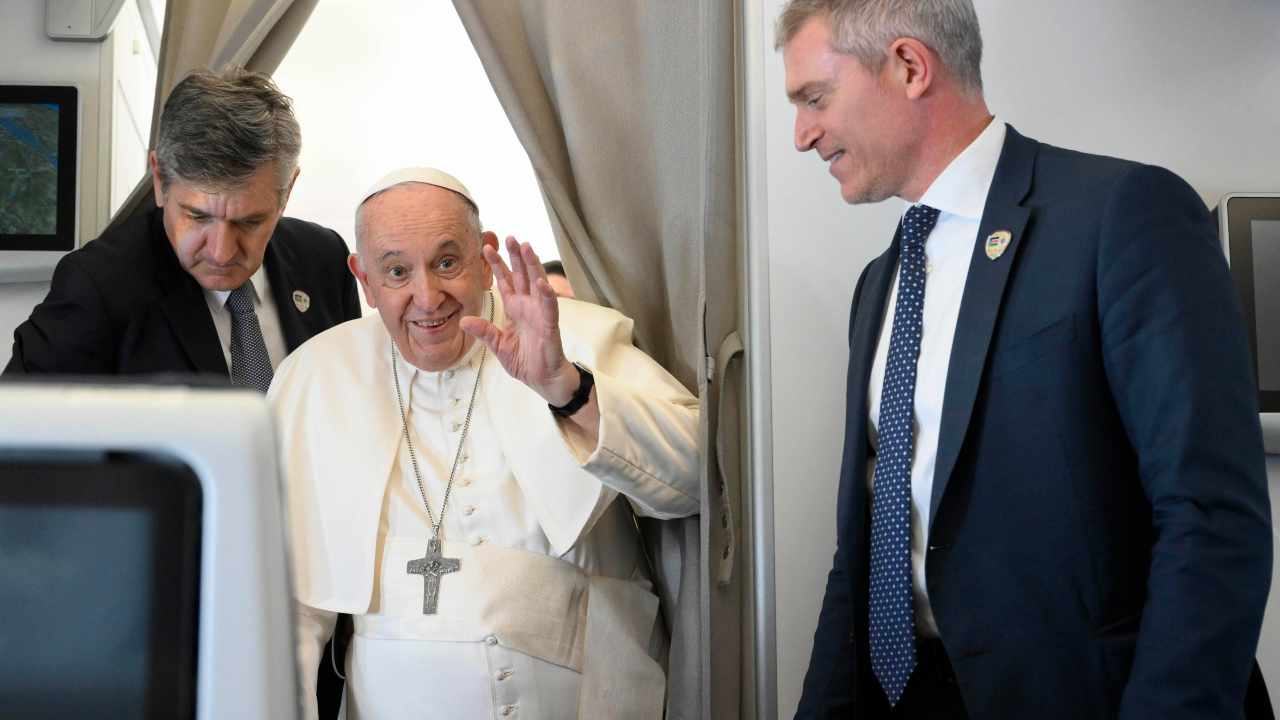 papa francesco volo sud sudan