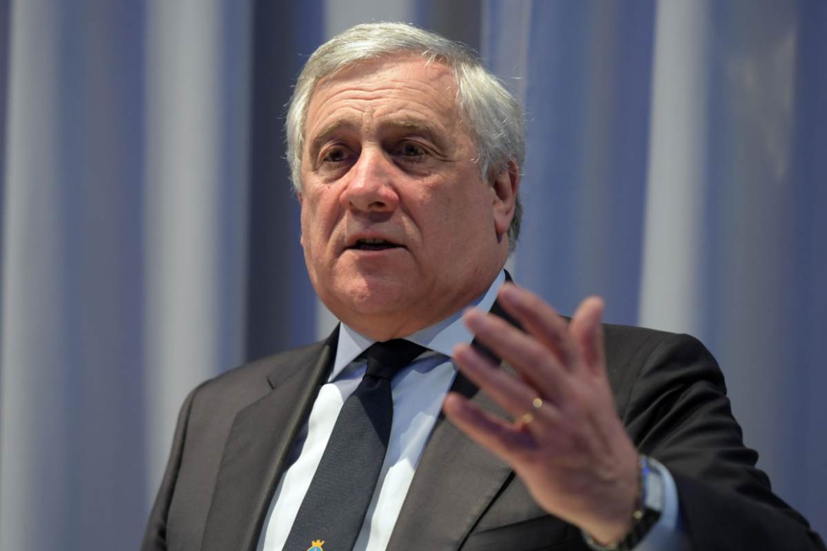 Tajani sui migranti regolari