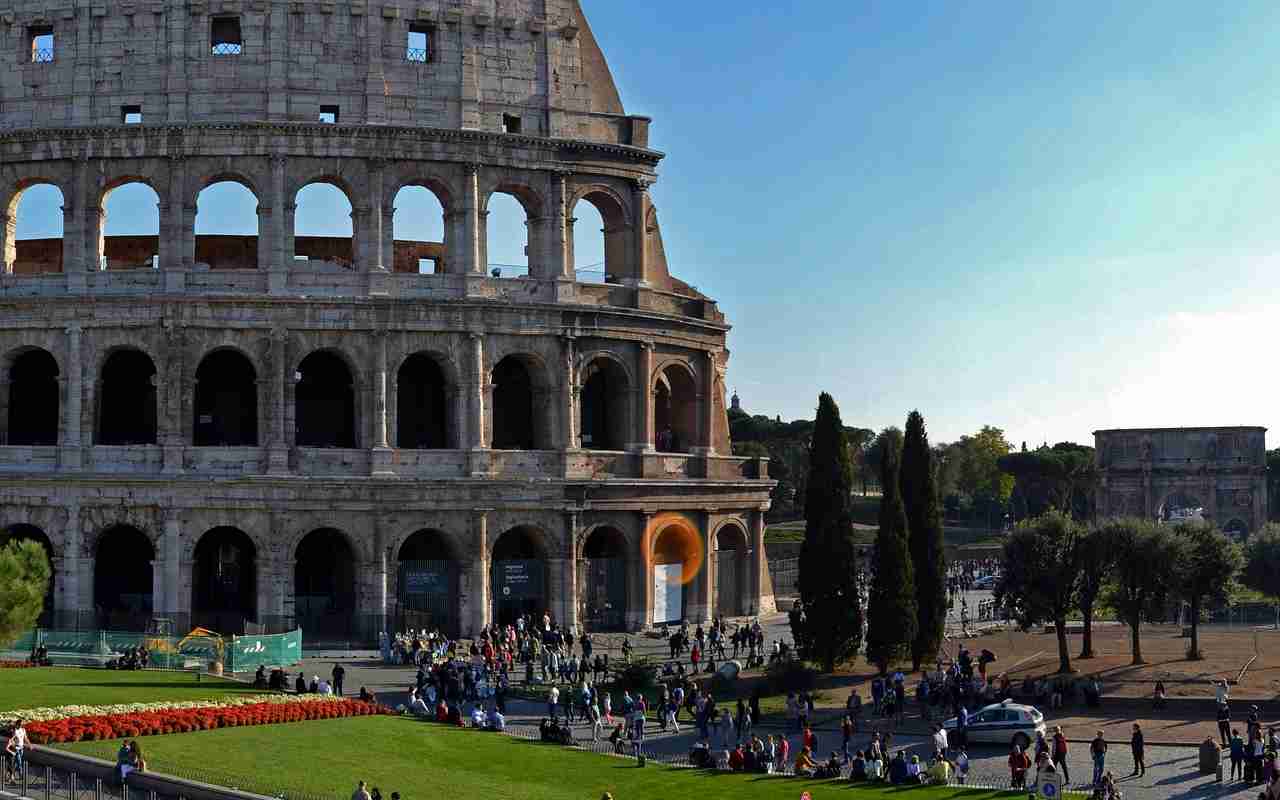 Ladri al Colosseo