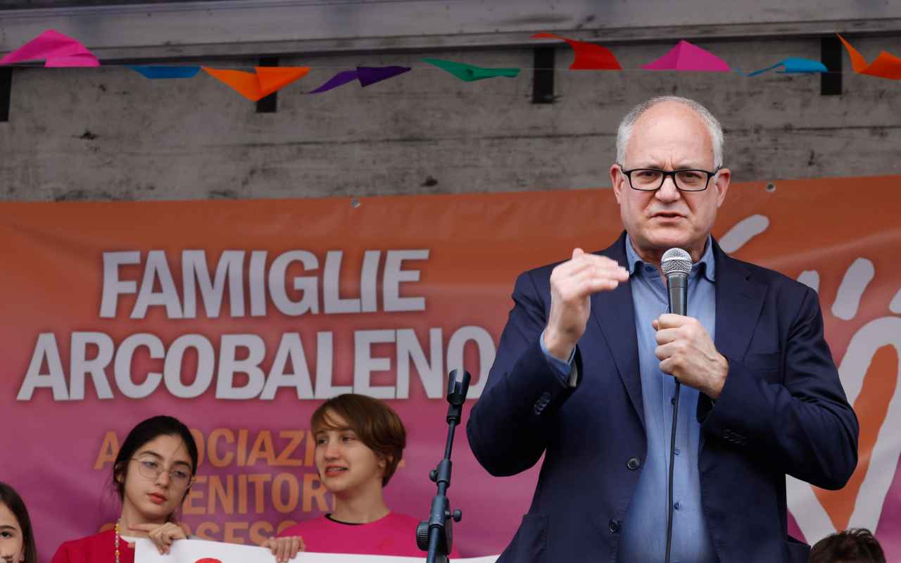 Roberto Gualtieri trascrive prime due atti di famiglie omogenitoriali con figli nati all'estero