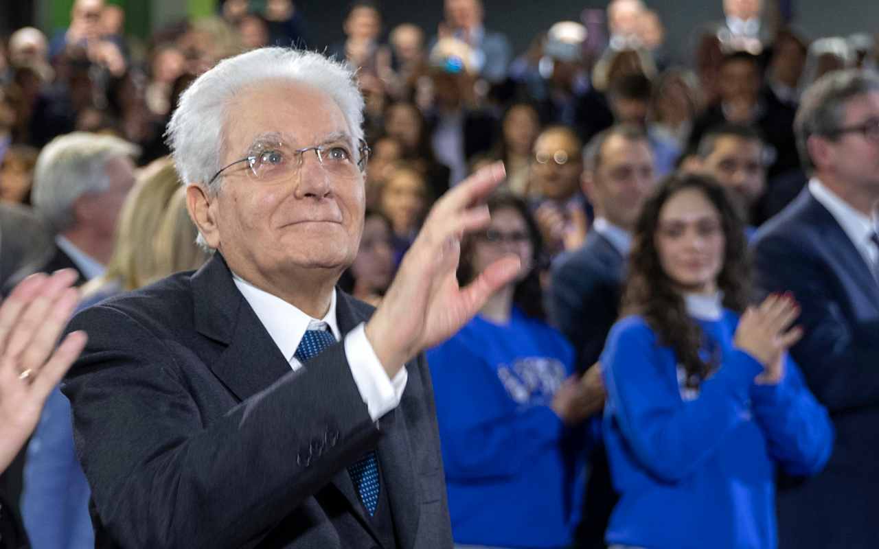 Sergio Mattarella inteviene sulla strage di Cutro