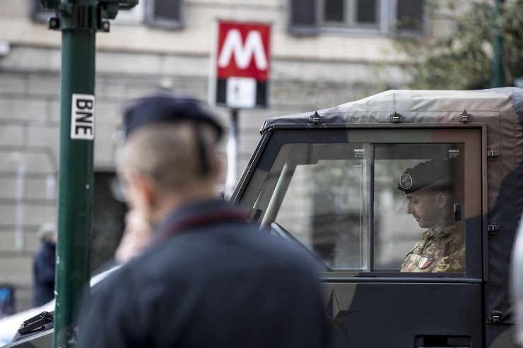 Uomo suicida a Roma