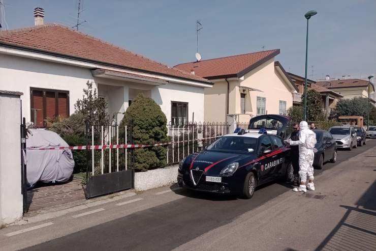 Corpo mummificato in casa per pensione 