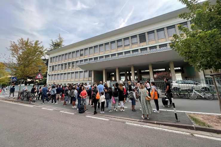 Bufera sulla scuola