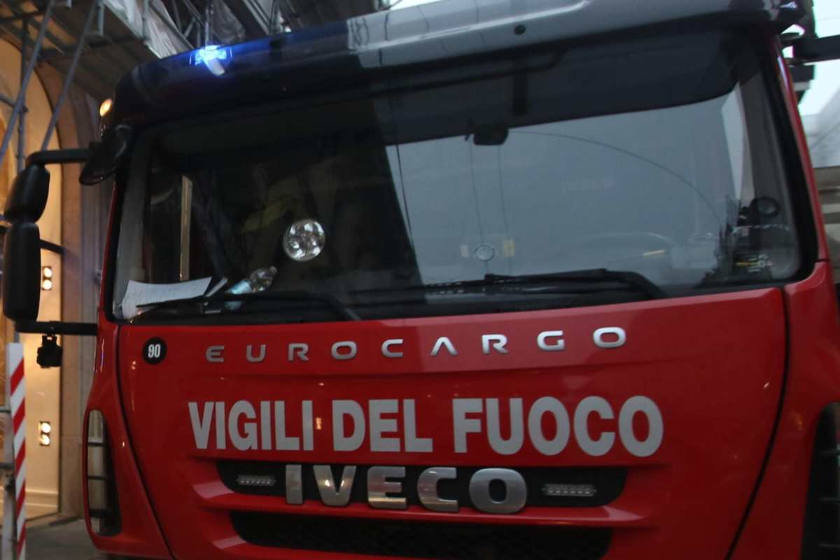 Incendio in una palazzina nella Capitale