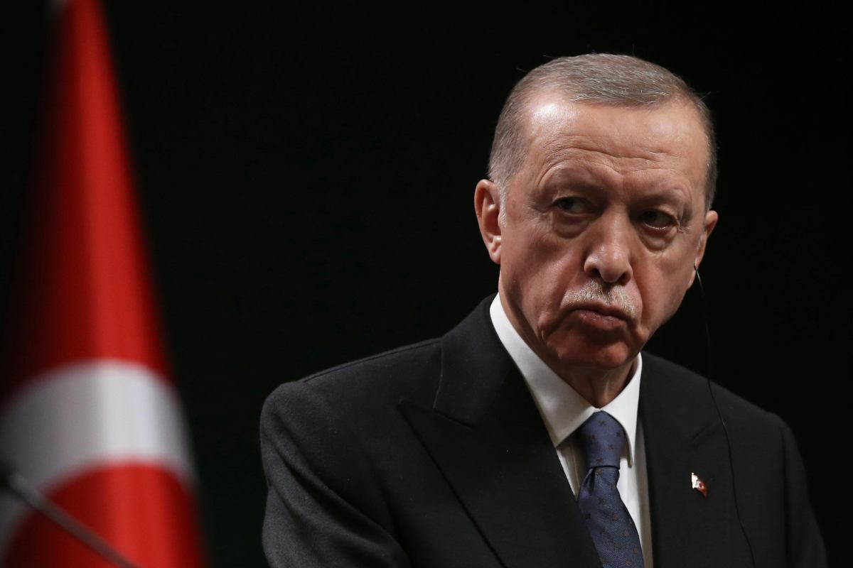 Malore in diretta per il presidente turco