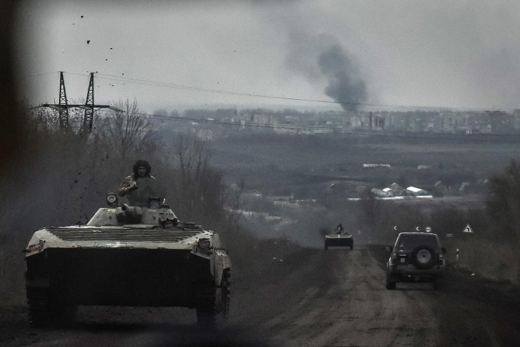 Bombardamenti su Zaporizhzhia, uccisi padre e figlia