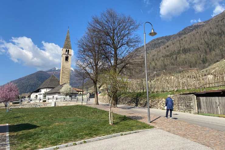 Accusata di non conoscere il tedesco, ritorna in Sicilia