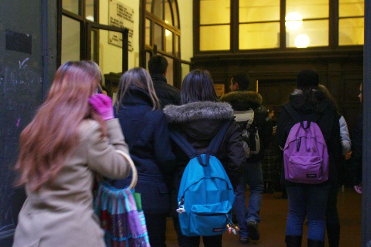 Insegnante bullizzata da studenti nel Lazio