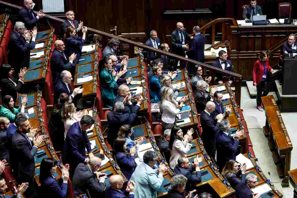 Il Mes in Parlamento a giugno