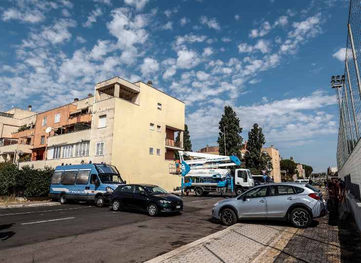 Dal murales alle opere abusive nel cimitero