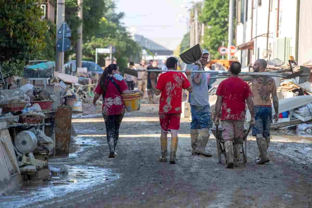 Chiede due giorni di permesso dal lavoro e viene licenziato