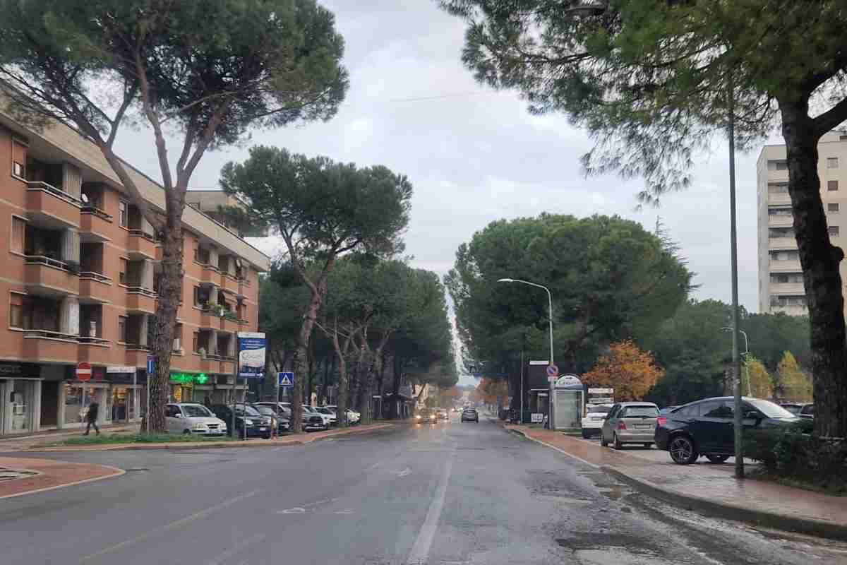 Giovane americano si getta da un palazzo a Perugia e muore