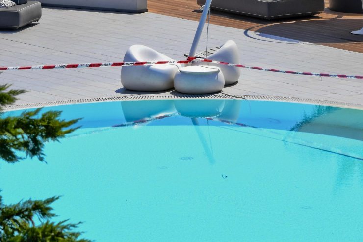 Bambino di tre anni annegato in piscina