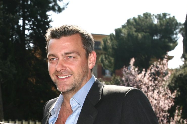 Morto l'attore Ray Stevenson