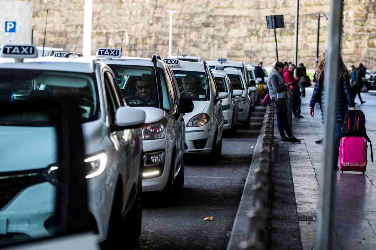 Roma, c'è una grande carenza di taxi