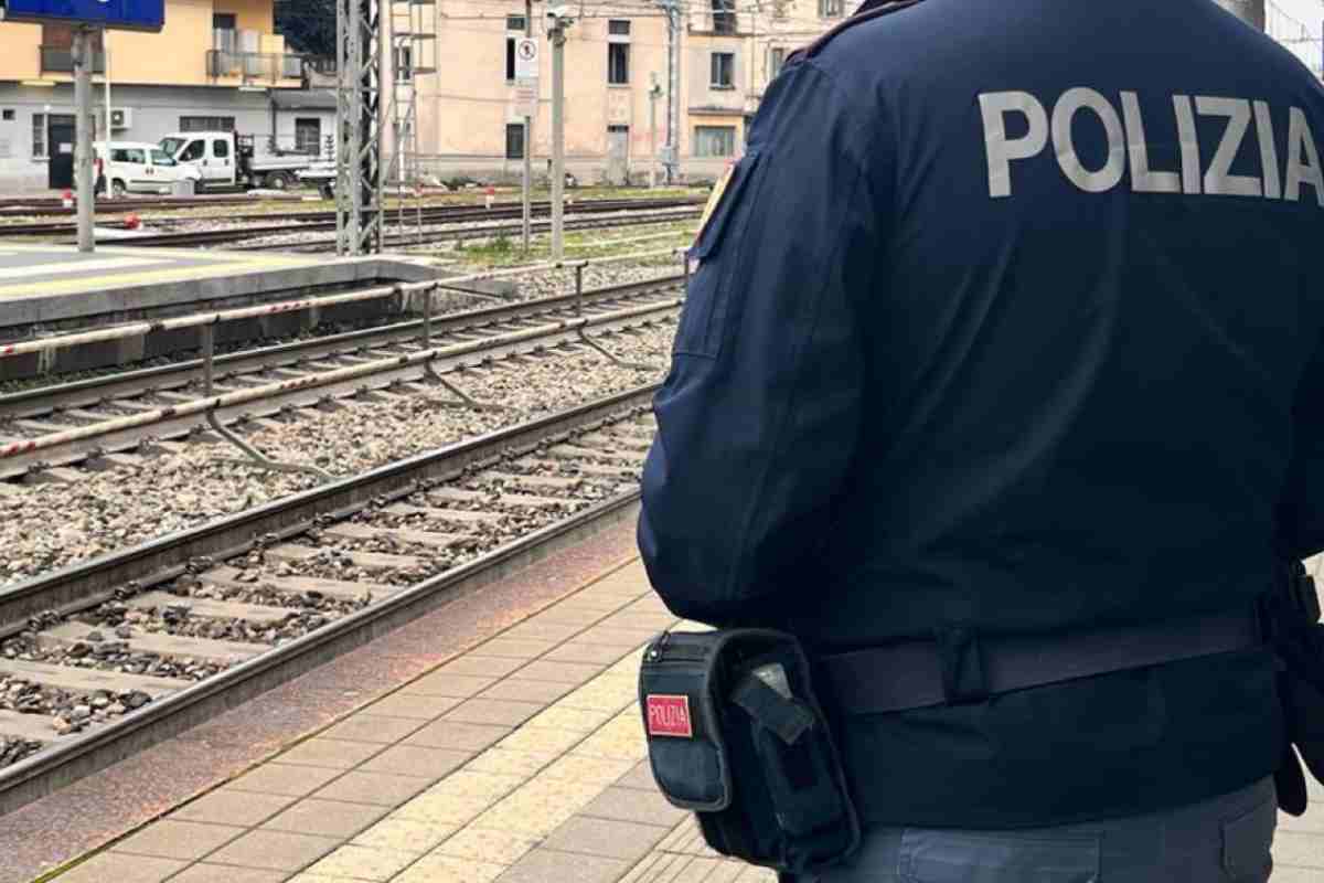 Arrestato uomo che si era vestito da donna