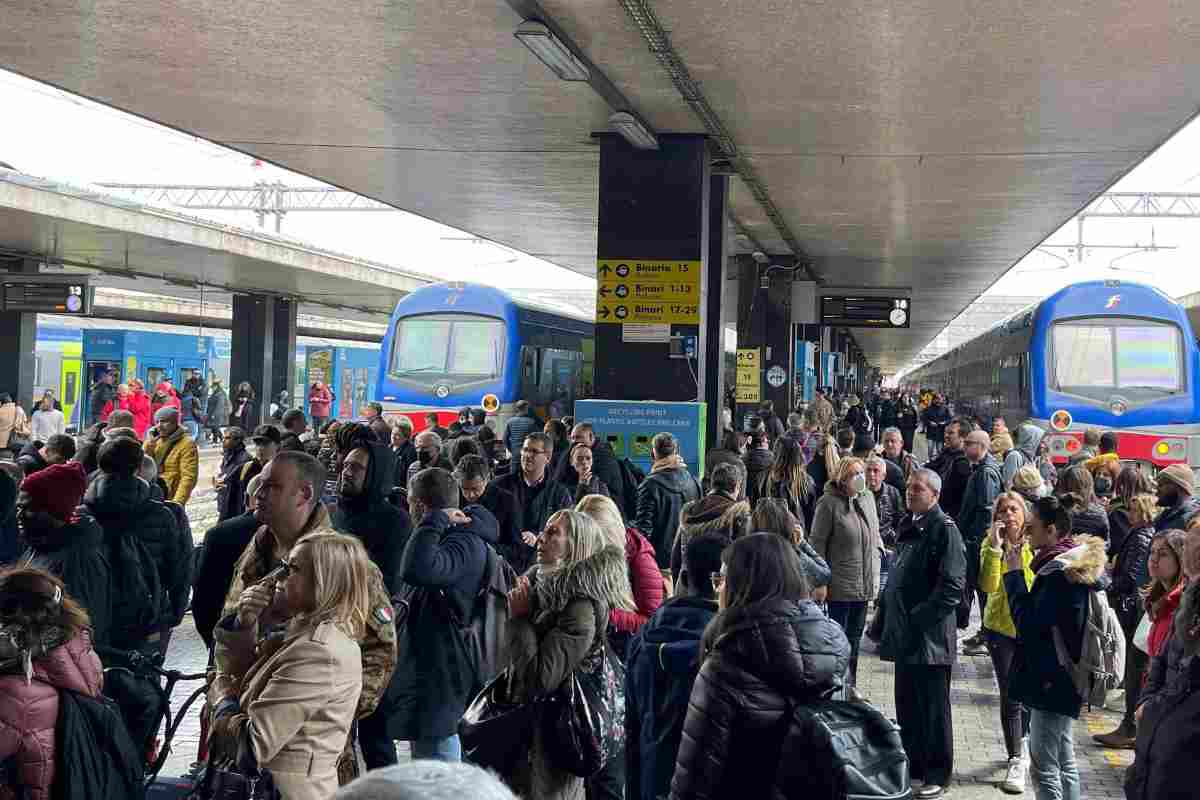 Controlli straordinari alla Stazione Termini, operazione interfoze