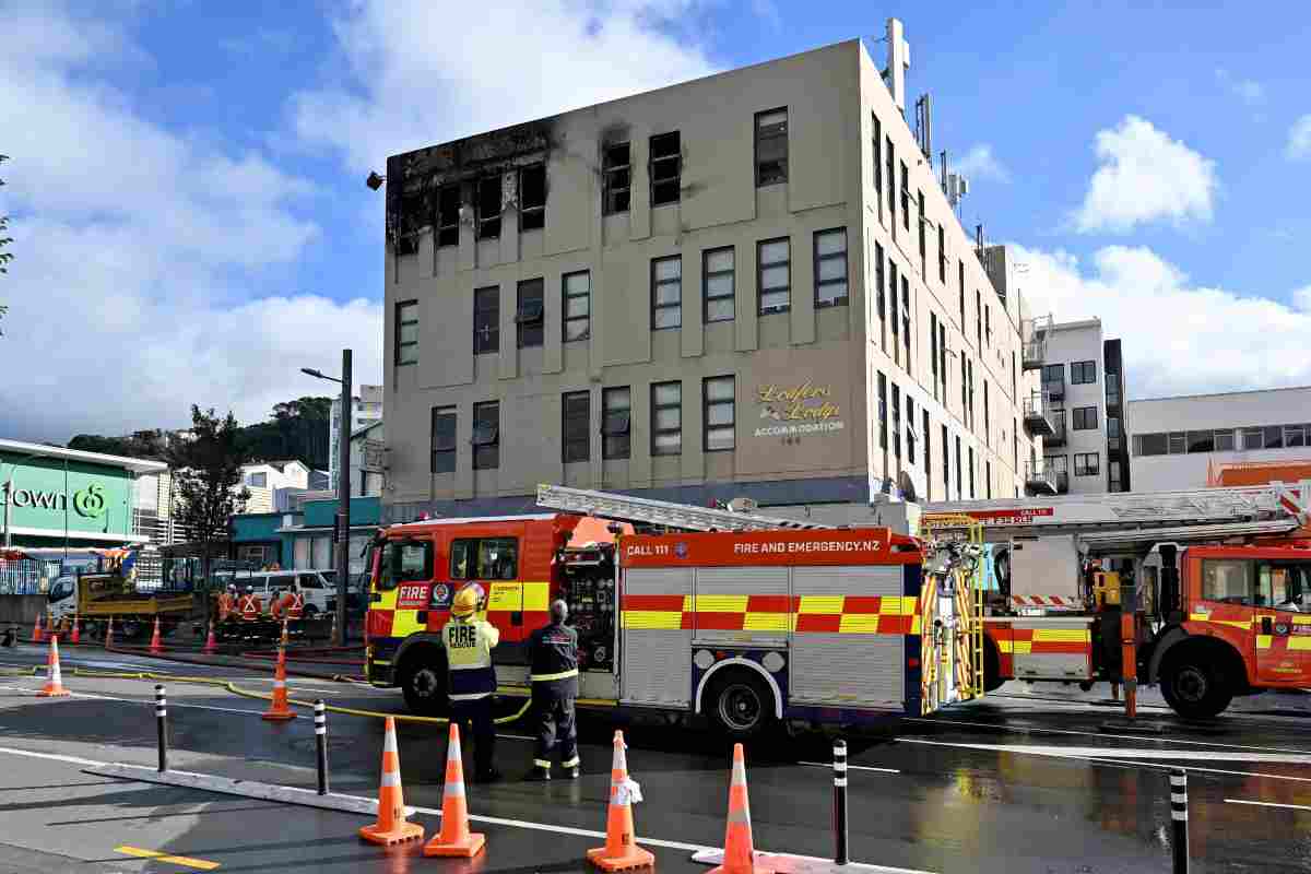 Incendia hotel in Nuova Zelanda