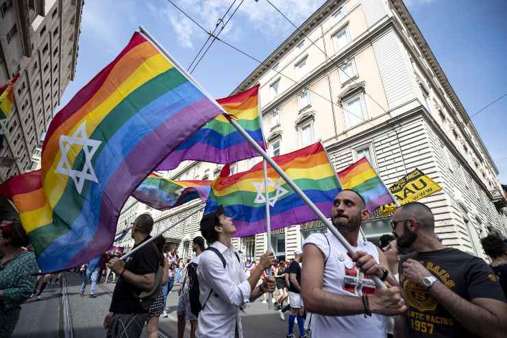 Regione Lazio revoca patrocinio al Gay Pride