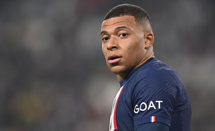 PSG, ultimatum a Mbappè