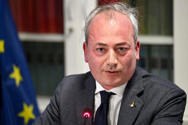 Le telefonate passano da 4 a 6 mesi