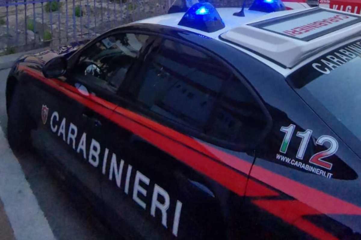 Donna si salva grazie al Signal for Help