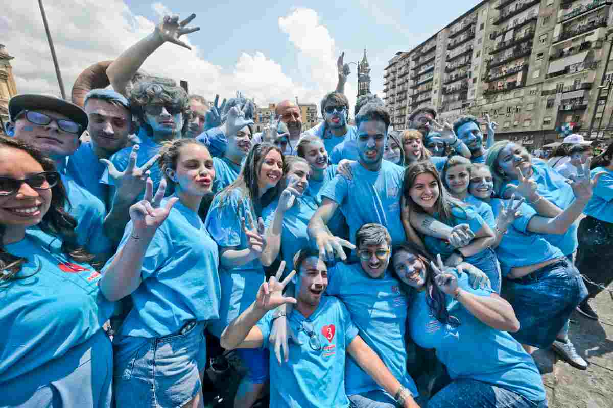 Tradito dai festeggiamenti a Corfù per il suo Napoli