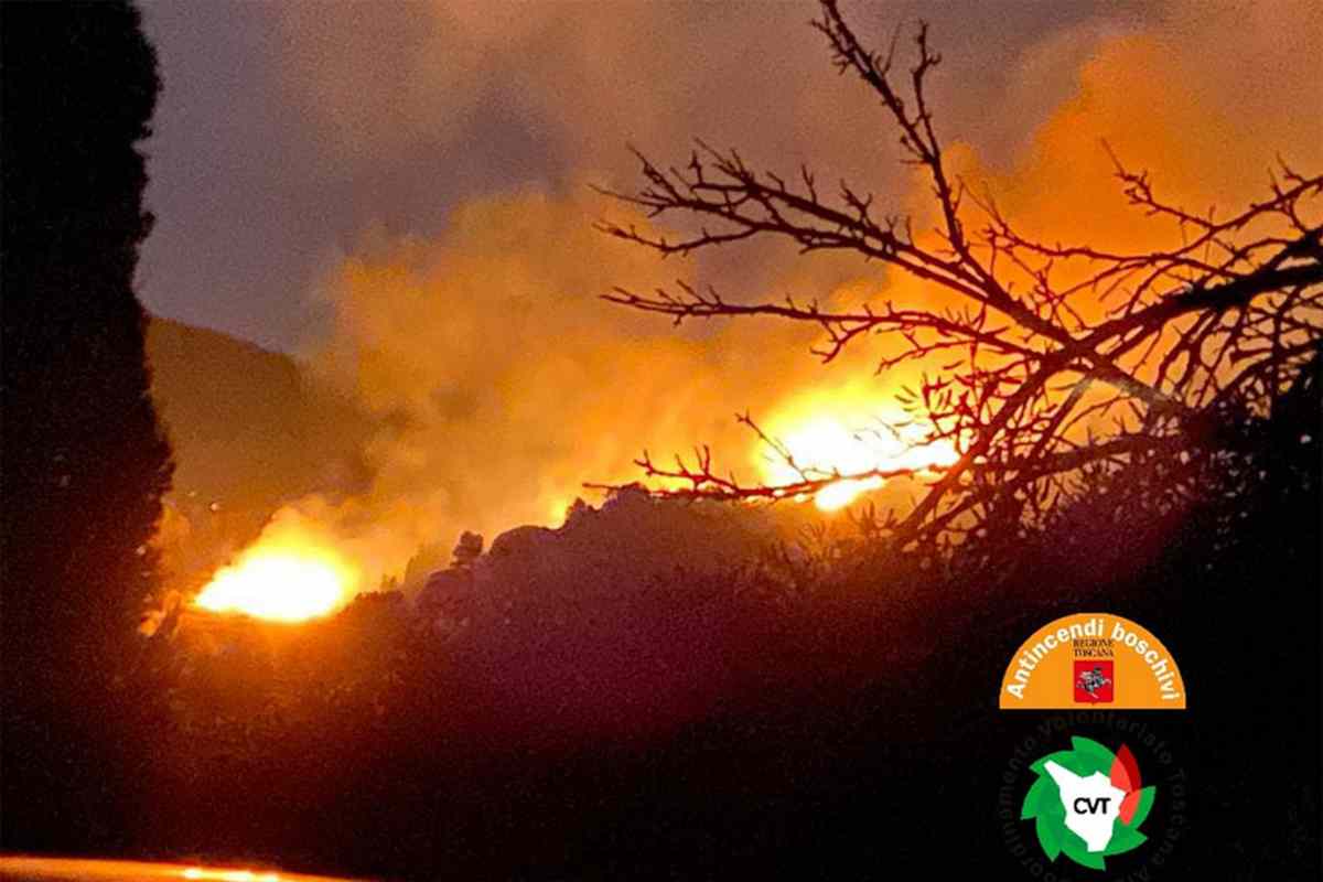 Incendio all'Isola d'Elba