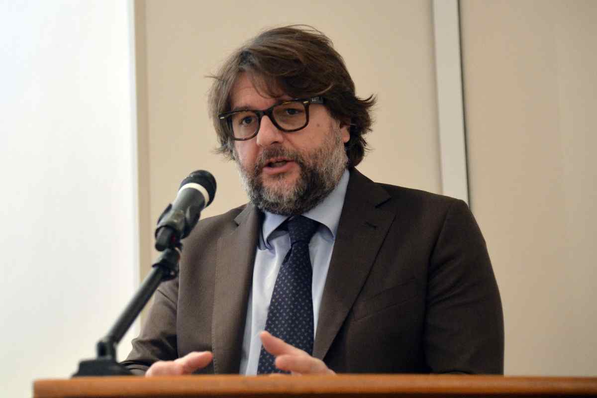Taglio delle accise nella Legge di Bilancio? Osnato (FdI): "Se la situazione diventerà più critica, il governo interverrà"