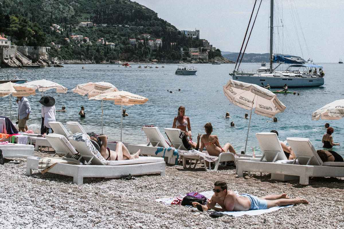 Persone al mare