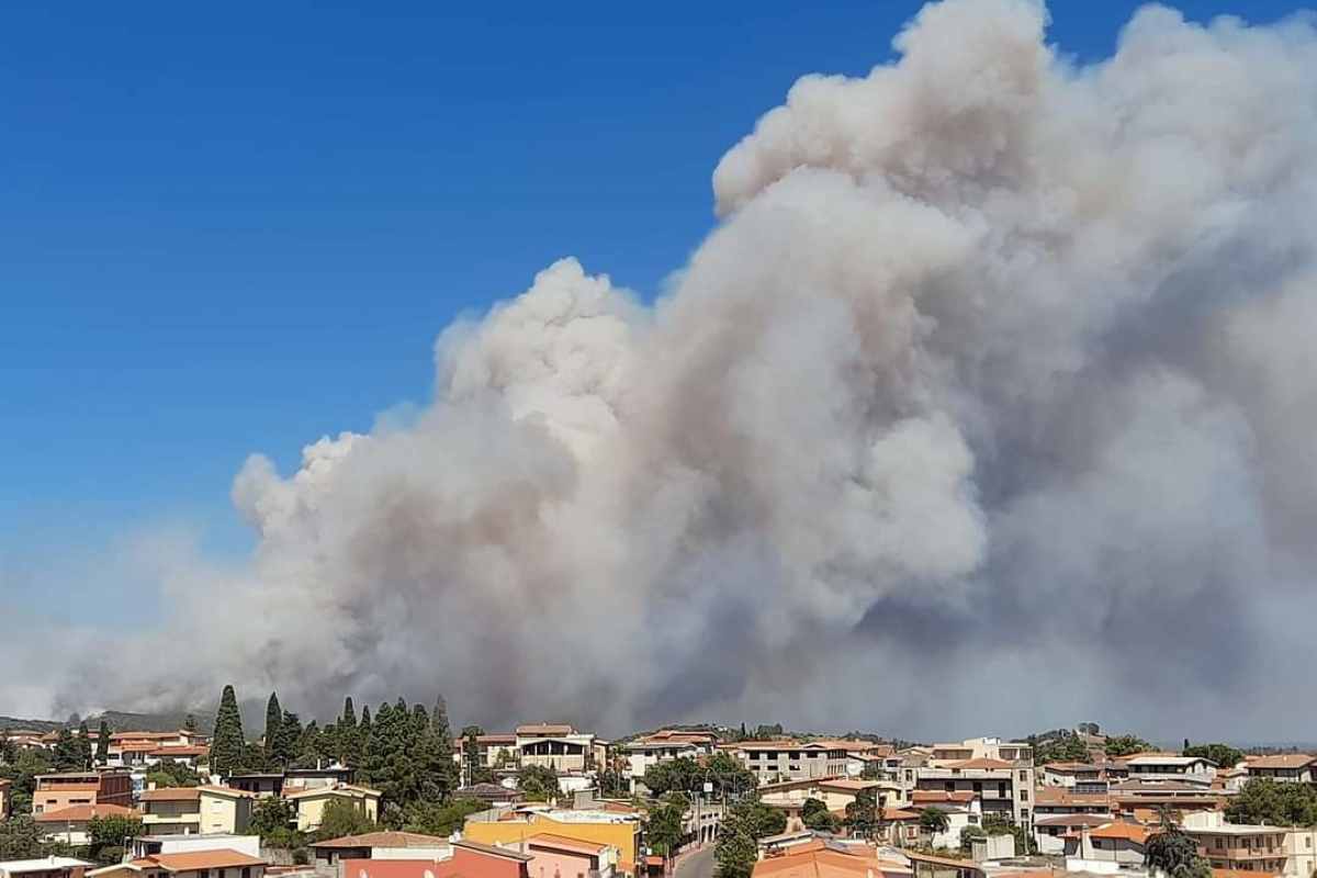 600 persone evacuate