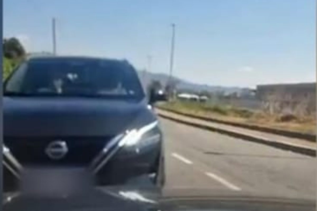 E' senza permesso di soggiorno